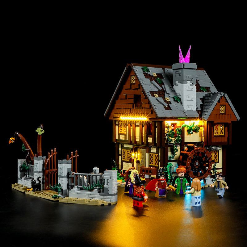 LEGO Ideas Disney Hocus Pocus: The Sanderson Sisters' Cottage – 21341