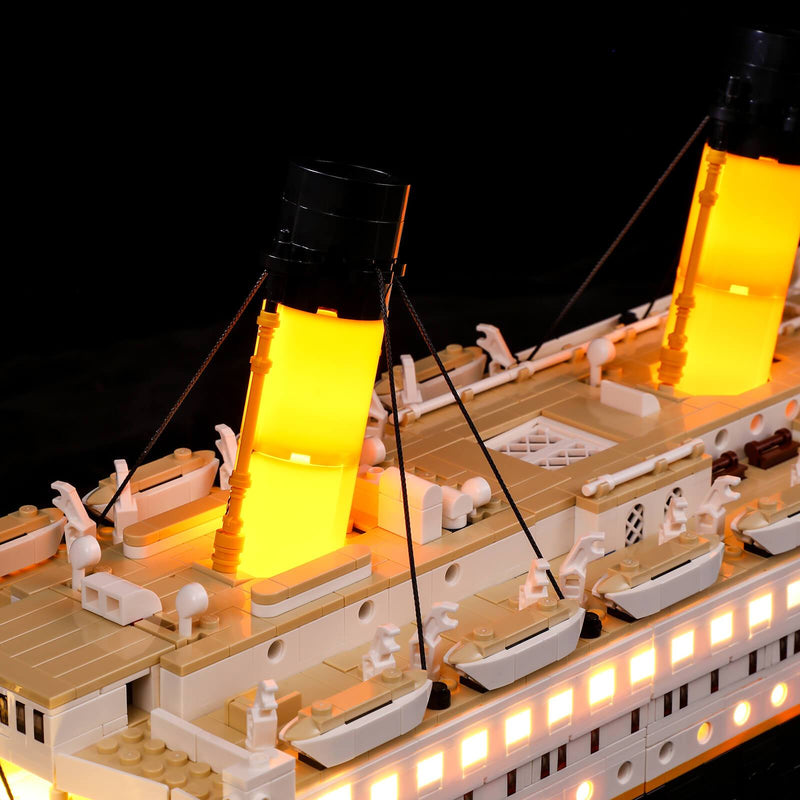 BrickBling Illuminazione a LED per Lego Creator Expert Titanic Kit 10294  (non include Lego, solo luce decorativa), set di illuminazione fai da te  per nave Titanic per 10294 - versione migliorata 